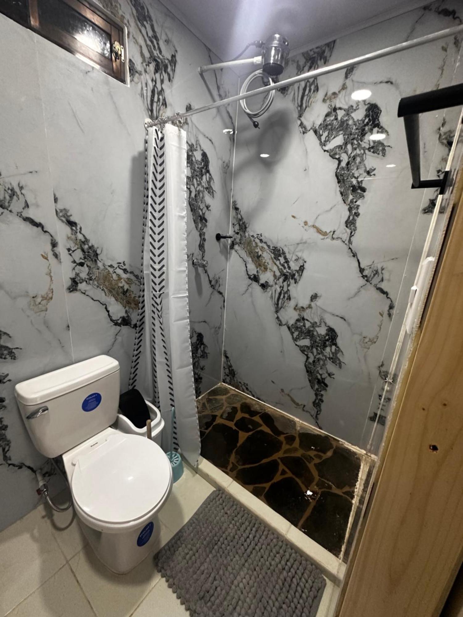 케포스 The Jungle Container B&B 외부 사진