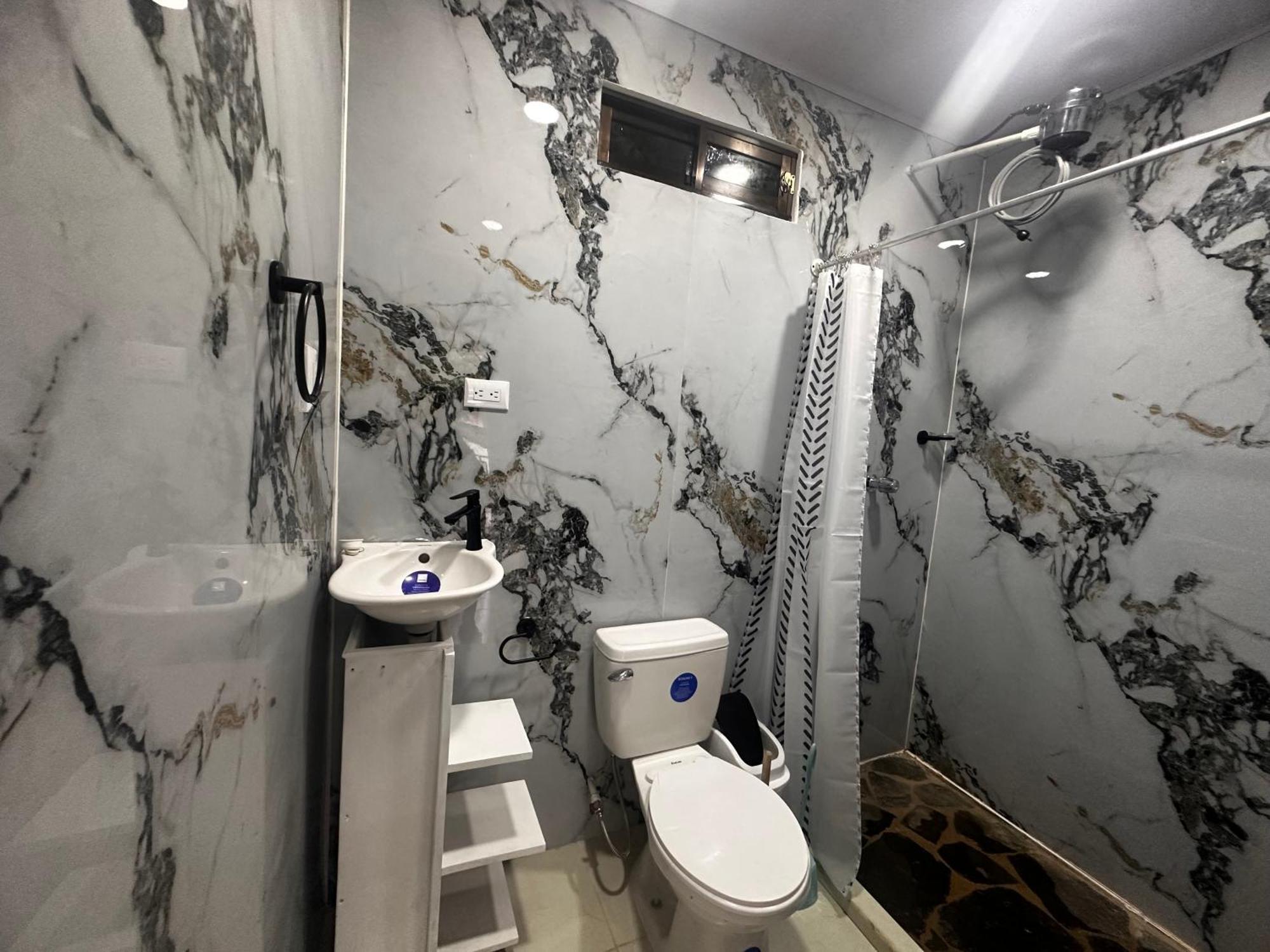 케포스 The Jungle Container B&B 외부 사진